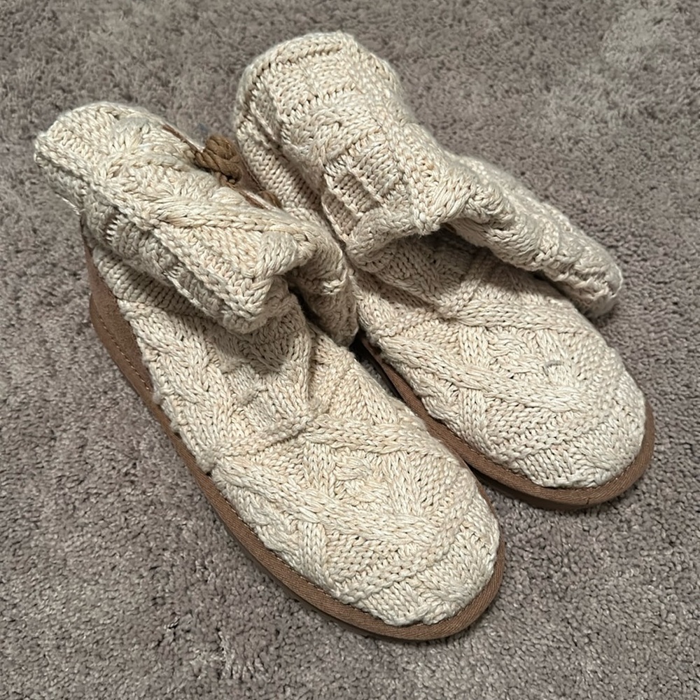UGG Kappa Sweater Boot 8